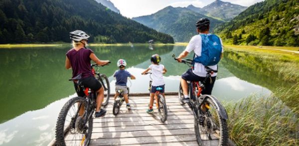 Pourquoi les Français aiment de plus en plus passer leurs vacances d’été à la montagne