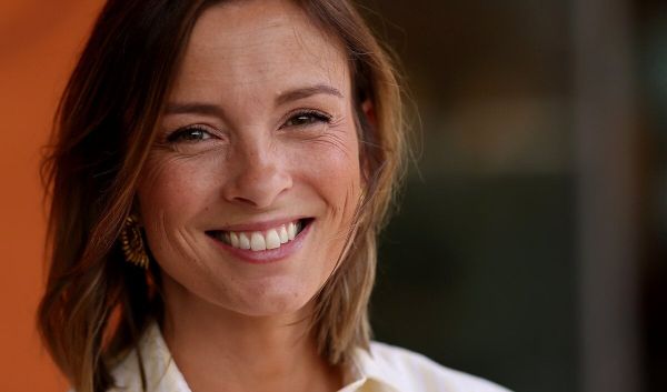 "Moins bling-bling” : cet endroit "un peu oublié” où Isabelle Ithurburu se ressource en famille