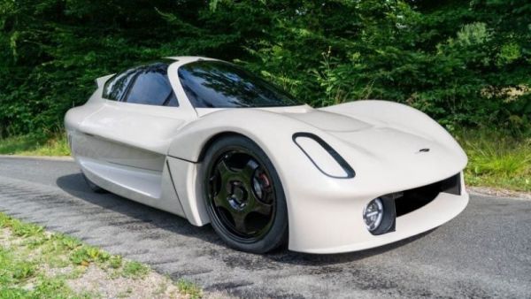 500 km d'autonomie, conso de 4 kWh aux 100 km... le pari du véhicule électrique un peu fou de deux ingénieurs normands