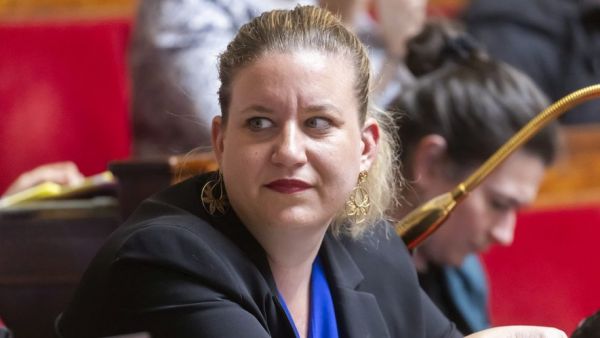 Désarmer la police municipale et supprimer les caméras de vidéosurveillance : "LFI est le parti des voyous et des racailles", la proposition de Mathilde Panot provoque un tollé général