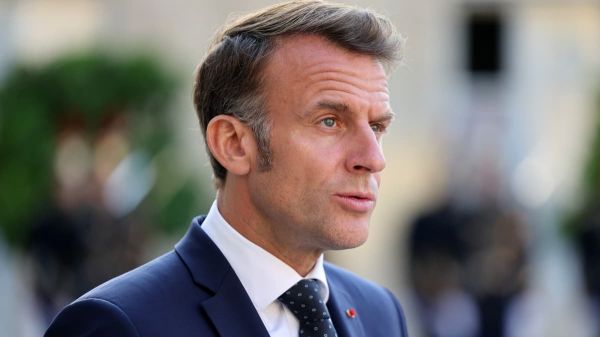 Emmanuel Macron retrouve le pouvoir de dissoudre l'Assemblée nationale mais reste flou sur ses intentions