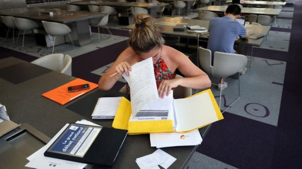 Crise des Gilets Jaunes : que dit l'IA de 400 000 doléances de Français passées au crible ?