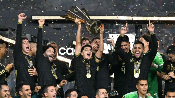 Foot : le Mexique remporte sa 10e Gold Cup en dominant les Etats-Unis en finale