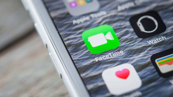 iOS 26 détecte votre nudité en pleine vidéo : FaceTime sous haute surveillance