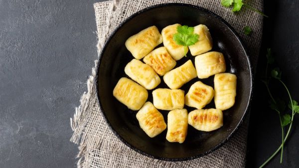 Des gnocchis sans pomme de terre ? C'est possible avec seulement 4 ingrédients et c'est hyper facile !