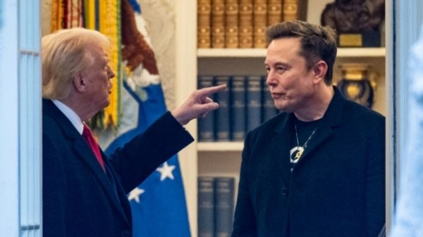 Le duel des anciens alliés continue: Trump se moque du troisième parti annoncé par Musk