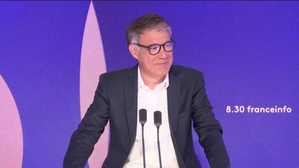 Budget 2026, armement de la police municipale, situation à Gaza... Le 8h30 d'Olivier Faure