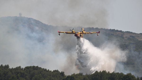 Feux de forêts : quelle est cette règle des "trois trente" utilisée par les pompiers pour déterminer le niveau de risque d'incendie ?
