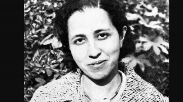 Dre Tawhida Ben Cheikh (1909-2010) – Première femme médecin du Maghreb et passeuse de santé