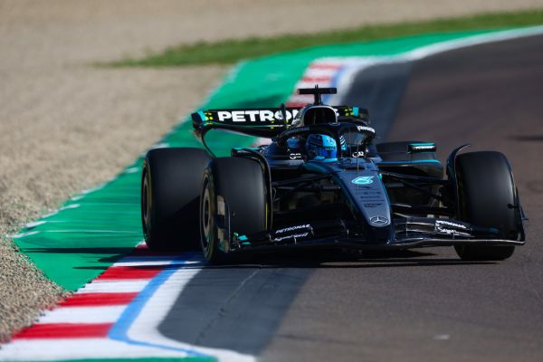 George Russell assume le pari risqué de Mercedes sur les pneus à Silverstone : « On ne pouvait pas jouer la sécurité »