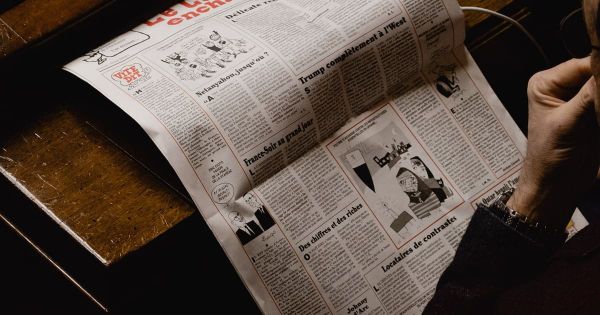 Soupçons d'emploi fictif : le «Canard enchaîné» à la barre