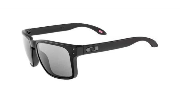 Où vont vos impôts: 78 261$ pour des lunettes de soleil