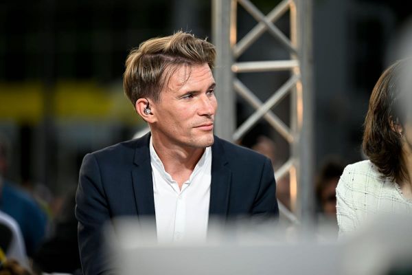 Sarcoïdose : cette maladie dont souffre Yoann Offredo qui commente le Tour de France et qui pourrait le rendre aveugle
