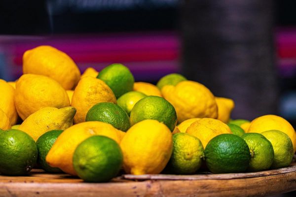 Citron vert ou citron jaune, lequel est le meilleur pour la santé ?