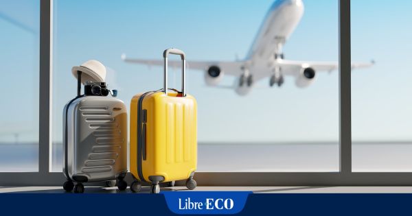 Les compagnies aériennes utilisent une technique étonnante pour inciter les hôtesses à recaler les bagages trop grands