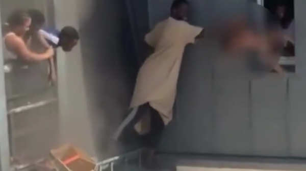 Fousseynou Cissé, héros de Paris après avoir sauvé six personnes d'un incendie, va être décoré