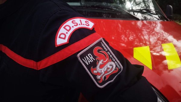 Un incendie en cours à Fréjus, un camping évacué