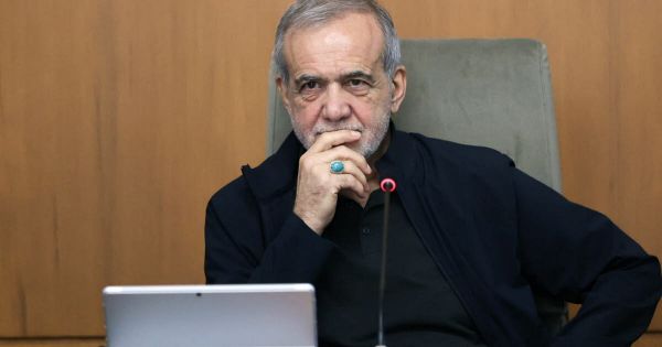 Iran. Le président Masoud Pezeshkian accuse Israël d'avoir tenté de l'assassiner
