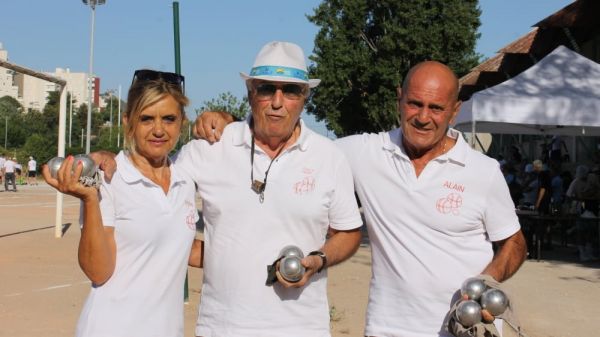 Près de 800 joueurs ont participé à l'ouverture du Mondial La Marseillaise à pétanque à La Penne-sur-Huveaune