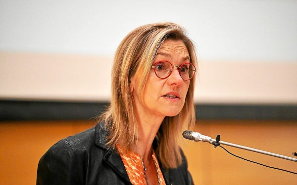 Ressources en eau : « Déjà une situation préoccupante », alerte Agnès Pannier-Runacher