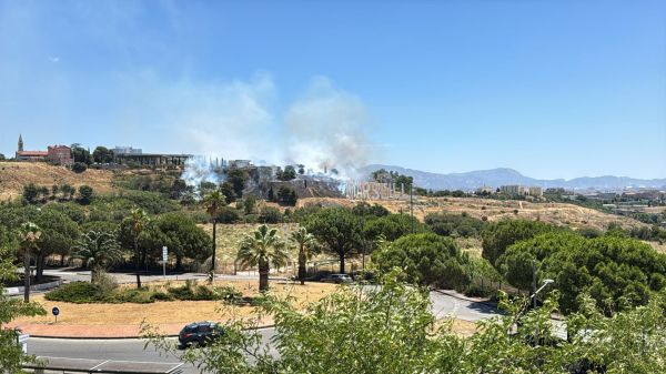 Un incendie se déclare dans le secteur du parc Foresta, près des lettres "Marseille"