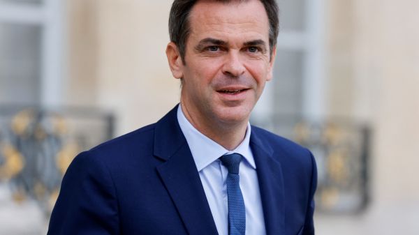 Gestion de la crise du Covid-19: après son non-lieu, Olivier Véran dit n'éprouver "ni joie, ni soulagement"
