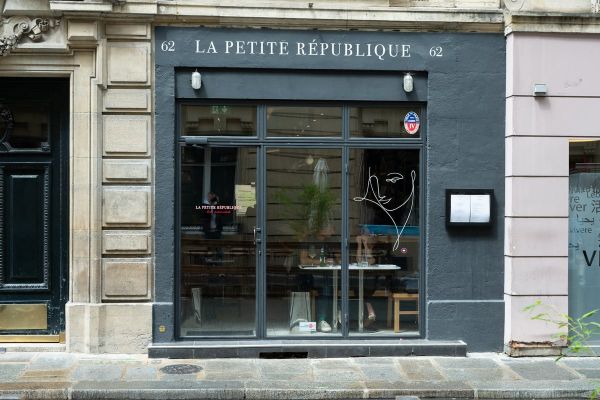 Laurent Delahousse : à quoi ressemble La petite République, son restaurant à Paris ?