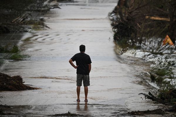 Inondations au Texas: 27 morts dans le camp d'été dévasté, plus de 80 au total