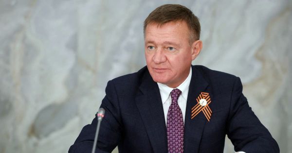Un ministre russe démis de ses fonctions par Vladimir Poutine se suicide quelques heures plus tard