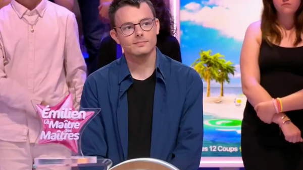 Émilien éliminé des "12 Coups de midi" : 23 voitures, une cheminée, 35 kg de bonbons... Il n'a (presque) rien laissé derrière lui en quittant le jeu