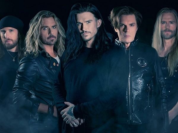 Crowne : single « Timing Is Right »
