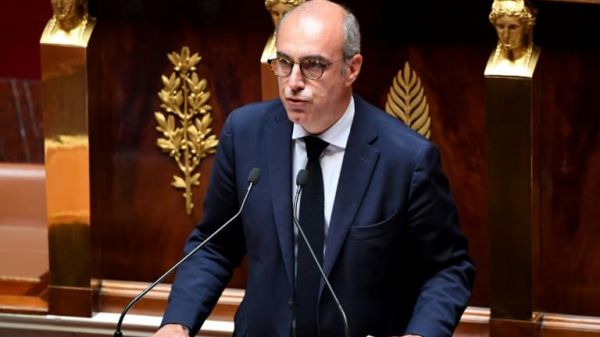 "Homme de conviction", "voix singulière", "rigoureux"... les hommages affluent après la mort d'Olivier Marleix