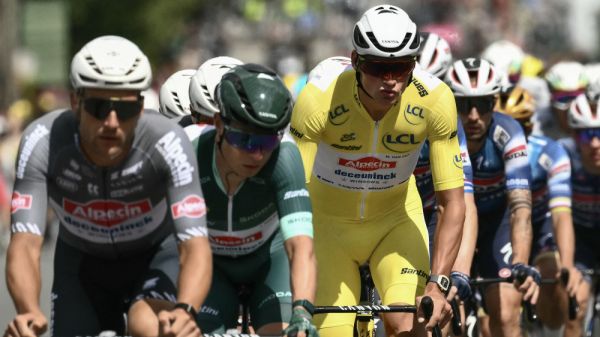 Tour de France 2025 : le maillot vert Jasper Philipsen abandonne après une lourde chute