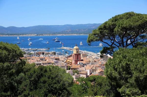 Températures en baisse, soleil et fortes rafales de vent... Voici la météo qui vous attend cette semaine dans le Var