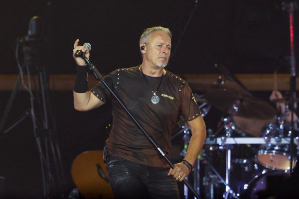 Chants nationalistes, symboles nazis... Plus de 400 000 personnes pour le concert d'un chanteur croate aux sympathies pro-fascistes