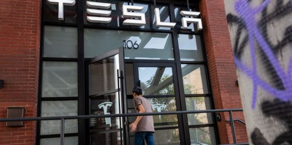 Musk lance son propre parti: Tesla chute à Wall Street de près de 8%