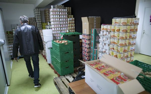 Des chiffres « alarmants » mais « loin d'être étonnants » : il n'y a jamais eu autant de pauvres en France métropolitaine depuis 30 ans