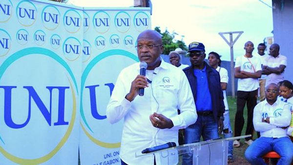 L'Union nationale initiale (UNI) fusionne avec l'Union démocratique des Bâtisseurs