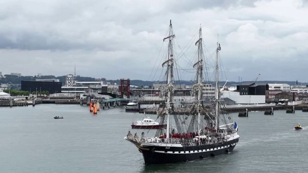 Les Grandes Voiles 2025 : le Belem s'élance dans une course avec 35 jeunes matelots à bord
