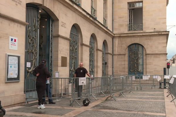 L'impossible attente du renouvellement des titres de séjours à la préfecture de Nancy