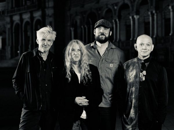 Patti Smith, Hoshi, Eddy de Pretto, Youssoupha, Kalash… Retrouvez les artistes de la Fête de l’Humanité 2025