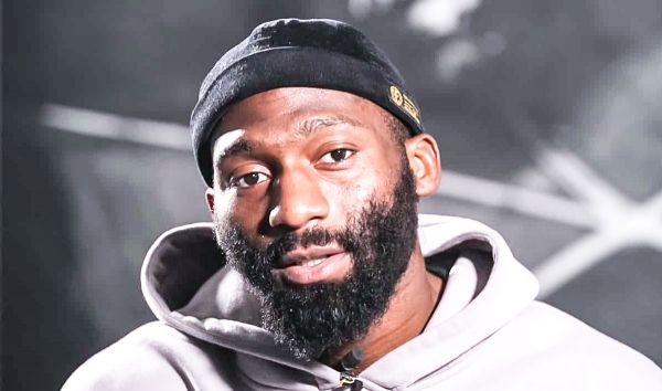 Cédric Doumbé explique la raison de son absence: "Je veux revenir dans l'octogone”