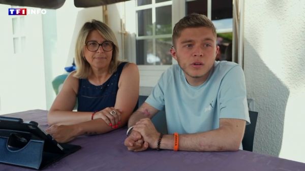 "On avait besoin d'aide" : amputé des doigts après une méningite, sa cagnotte pour des prothèses dépasse les 50.000 euros | TF1 INFO
