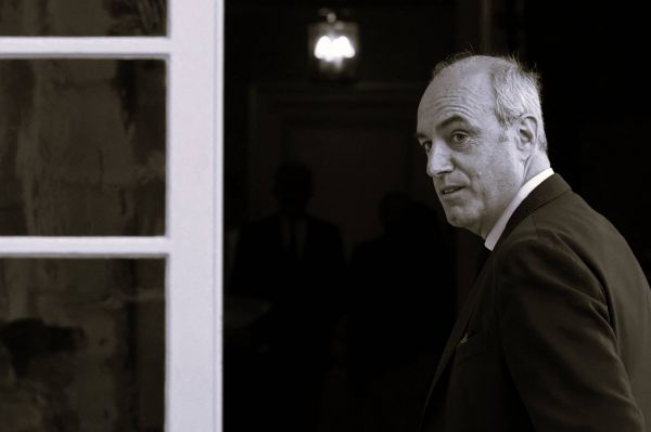 "Onde de choc", "adversaire républicain", "homme de convictions"... Les hommages affluent depuis l'annonce du décès du député LR Olivier Marleix