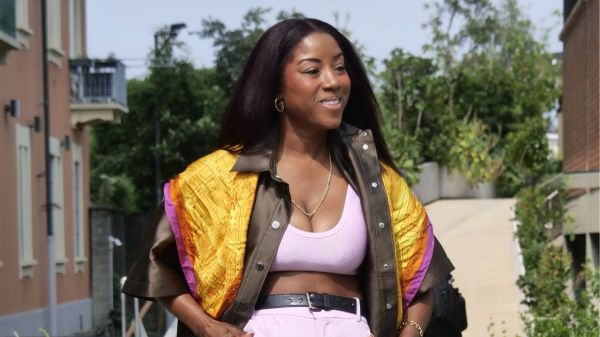 "Un effet ventre plat immédiat" : voici le haut à porter avec un pantalon taille haute pour affiner la silhouette