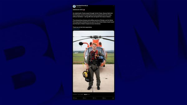"Héros américain": pour sa première mission, un sauveteur porte secours à 165 personnes lors des inondations au Texas