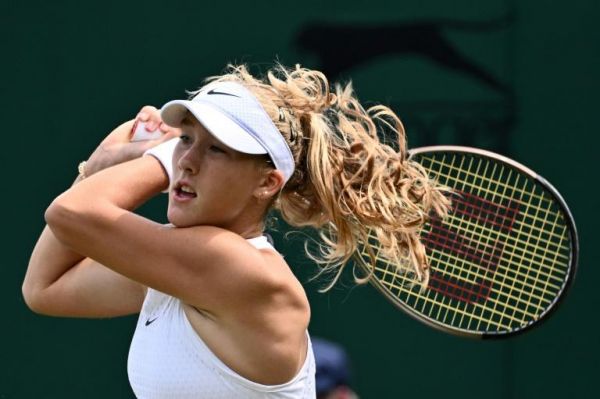 « C'était l'un de mes rêves de vous voir dans la vraie vie », Andreeva s'adresse à Federer et sa femme Mirka à Wimbledon