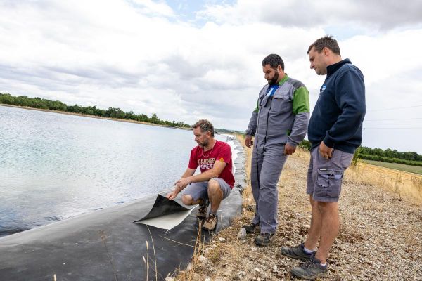 « Il y a des jours où l'on a envie de tout arrêter » : quatre bassines dégradées dont une en Charente, la colère des irrigants