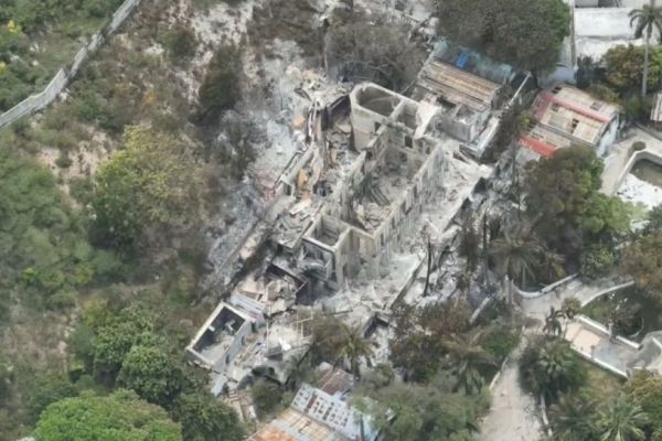 En Haïti, l'emblématique Hôtel Oloffson incendié par les gangs