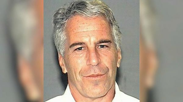 Jeffrey Epstein: la justice américaine affirme qu'il y a ni "liste de clients" ni "preuves crédibles" de chantage